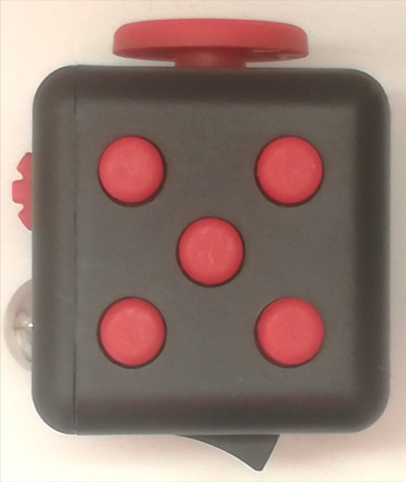 Fidget Cube nero e rosso